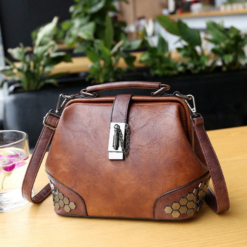 Sac à main tendance avec bandoulière