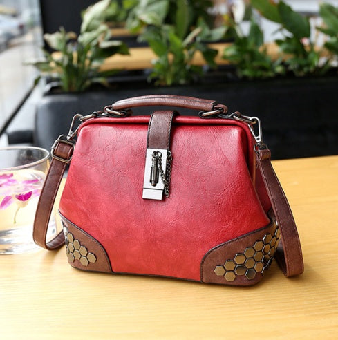 Sac à main tendance avec bandoulière