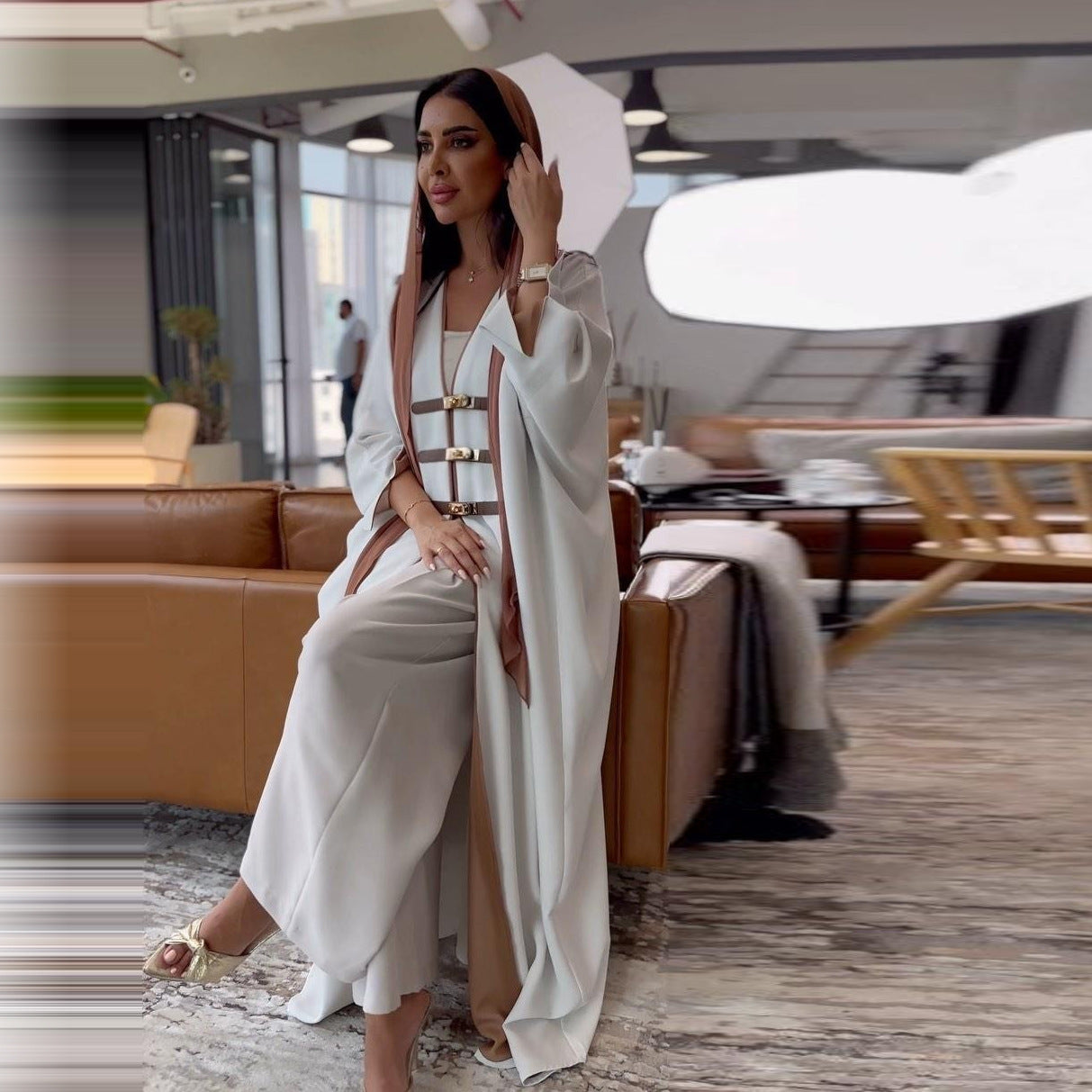 Chareza | Abaya Luxe au Style Traditionnel