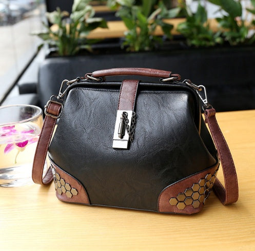 Sac à main tendance avec bandoulière