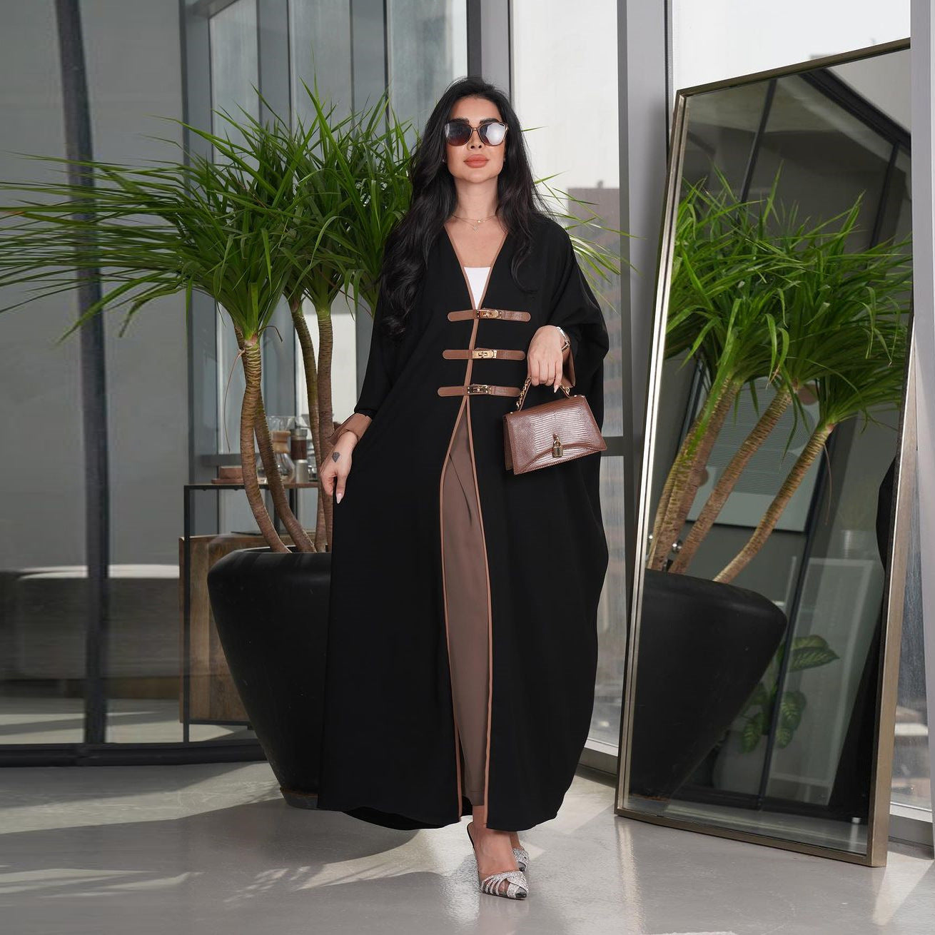 Chareza | Abaya Luxe au Style Traditionnel