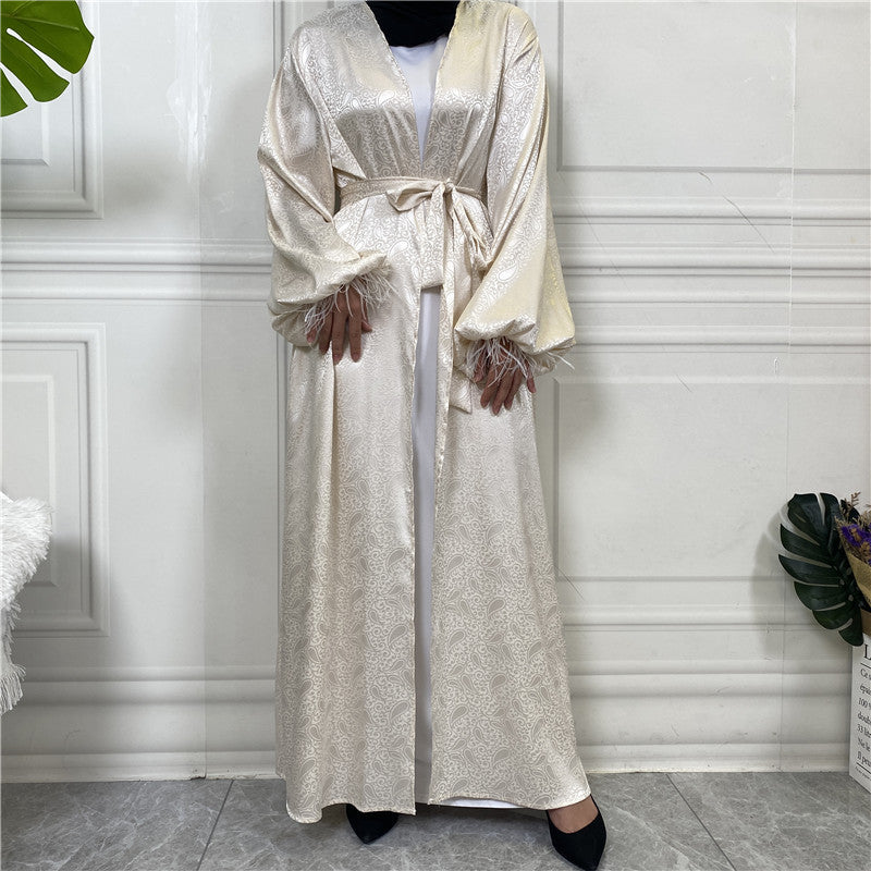 Abaya Chic au Style Moderne et Sophistiqué