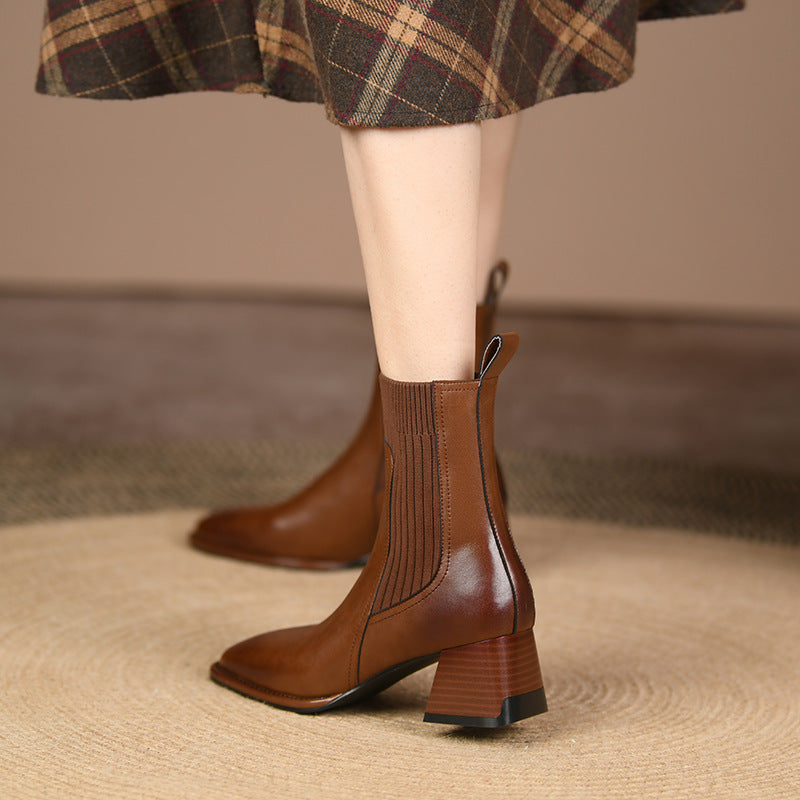 Bottines vintage à bout carré – Maille brune chic