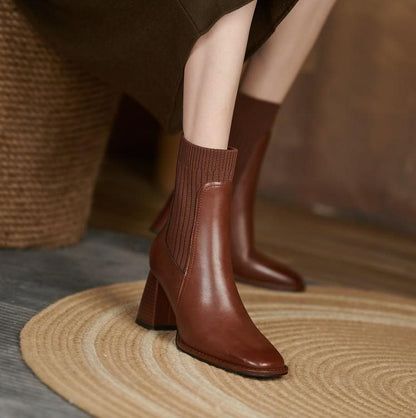 Bottines vintage à bout carré – Maille brune chic