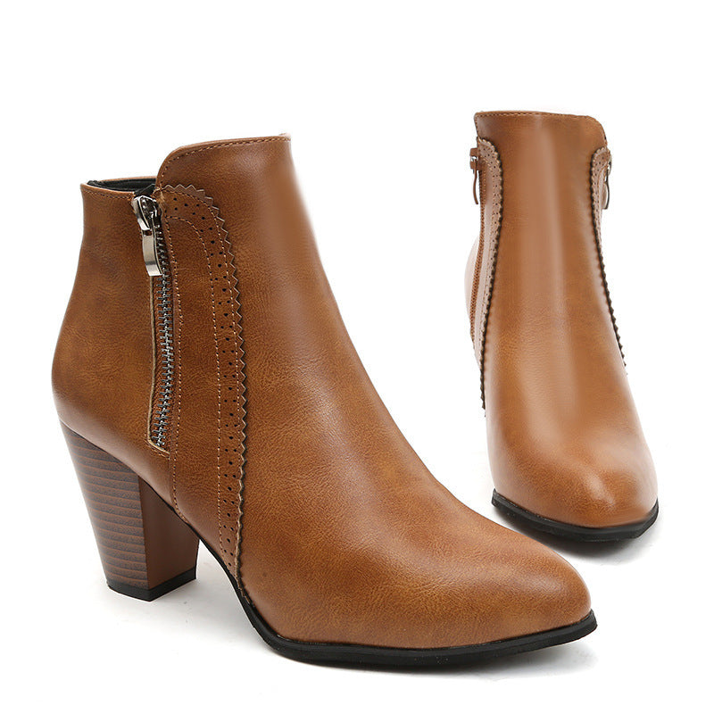 Bottines noires à talon épais – Chic & moderne