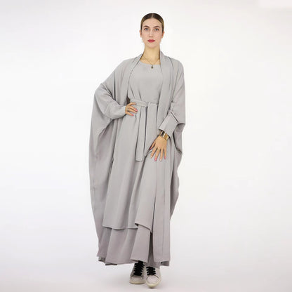 Ensemble Deux Pièces Abaya Moderne alliant Élégance, Fluidité et Confort Quotidien