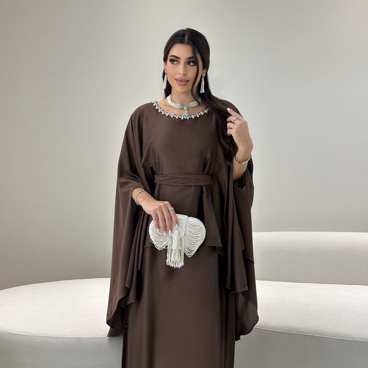 Robe Longue Élégante et Flatteuse pour Soirées et Événements