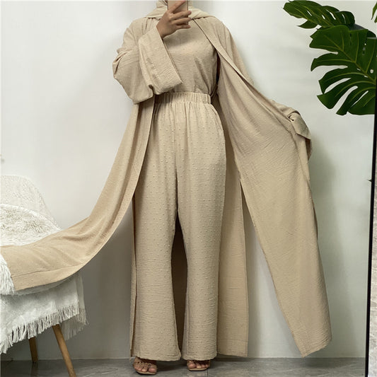 Ensemble féminin fluide 3 pièces avec cape élégante